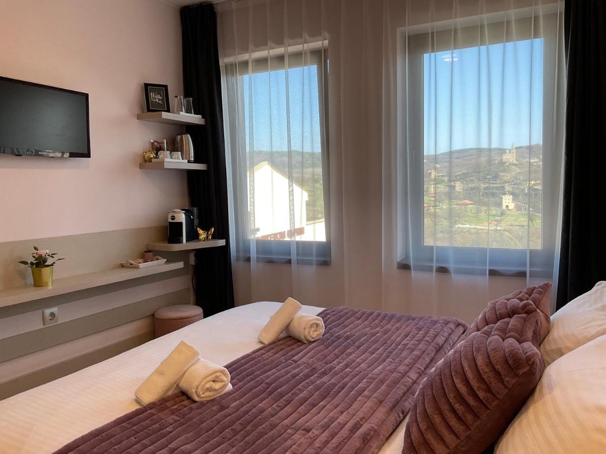 וליקו טורנובו Guest Rooms Tsarevets מראה חיצוני תמונה