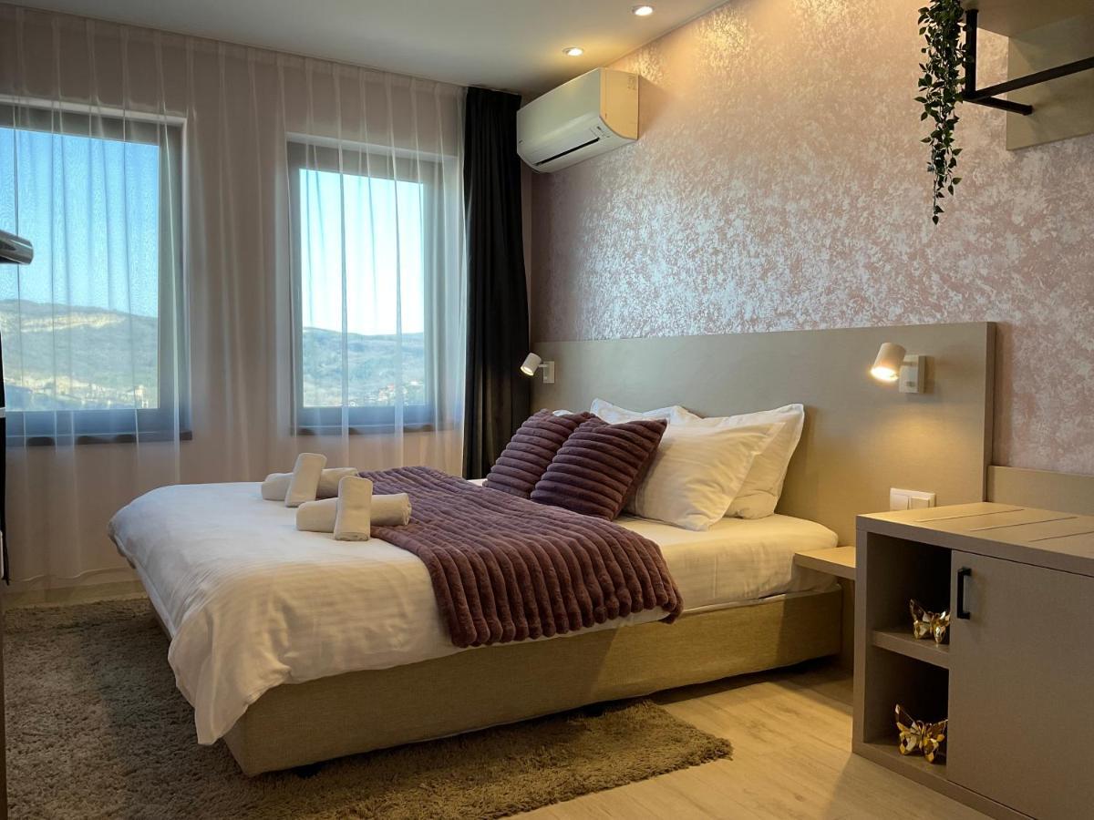 וליקו טורנובו Guest Rooms Tsarevets מראה חיצוני תמונה