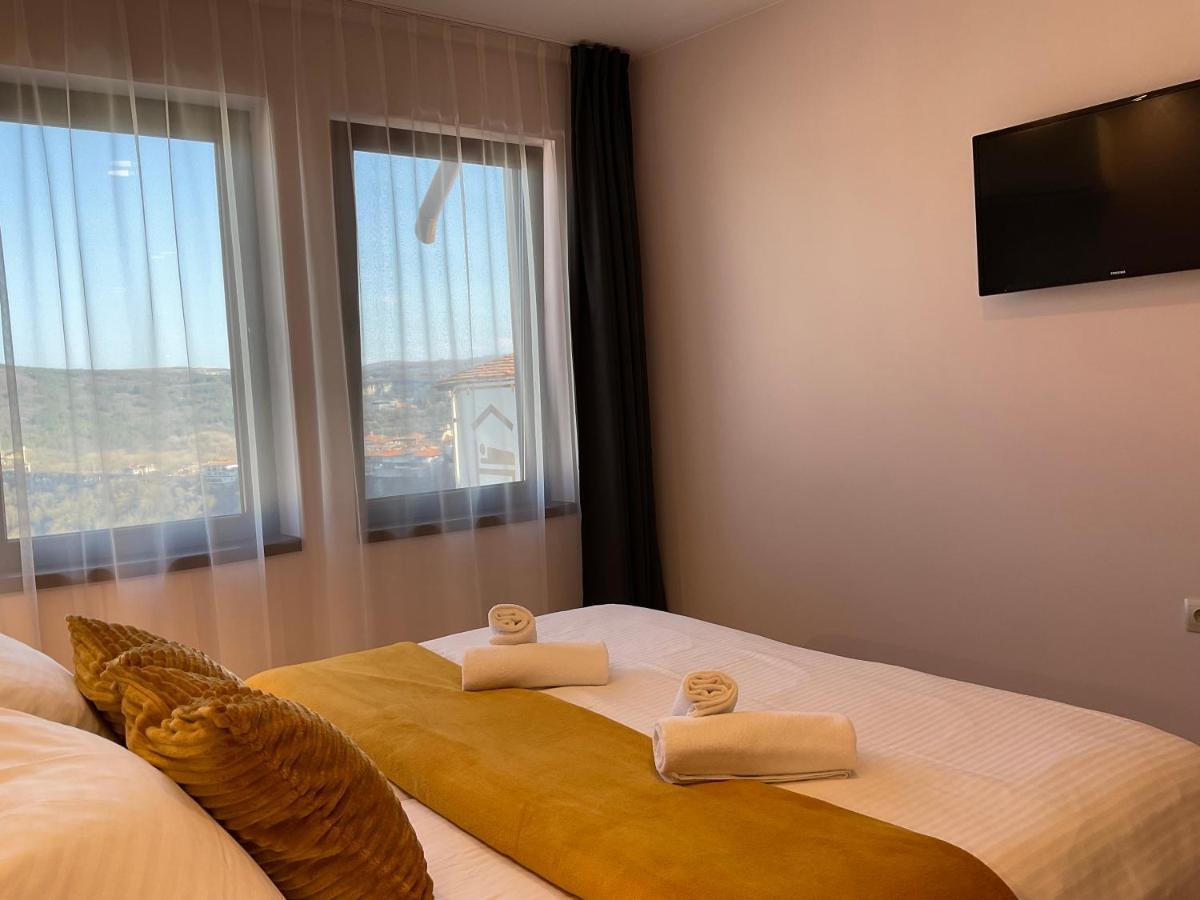 וליקו טורנובו Guest Rooms Tsarevets מראה חיצוני תמונה