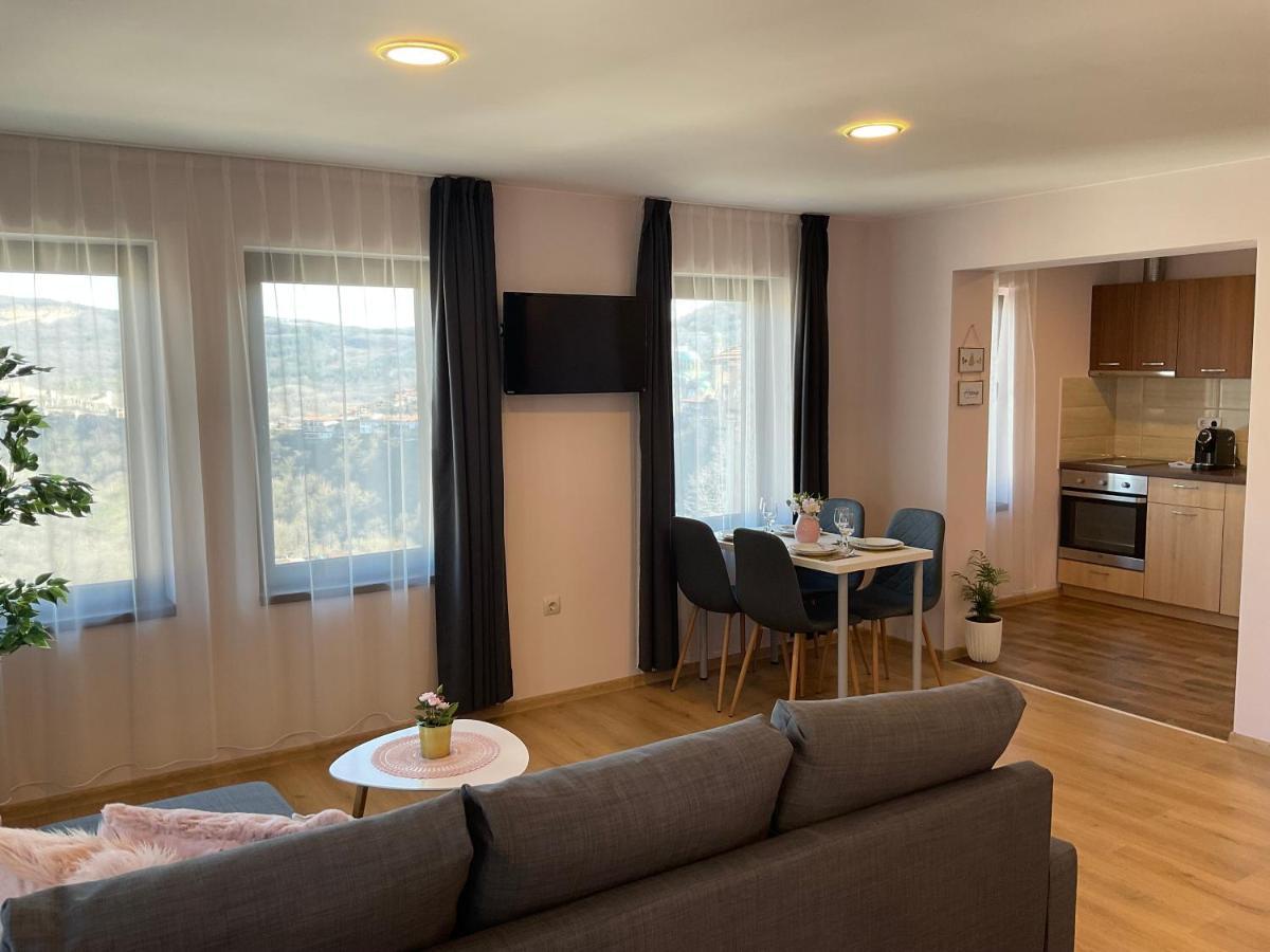 וליקו טורנובו Guest Rooms Tsarevets מראה חיצוני תמונה