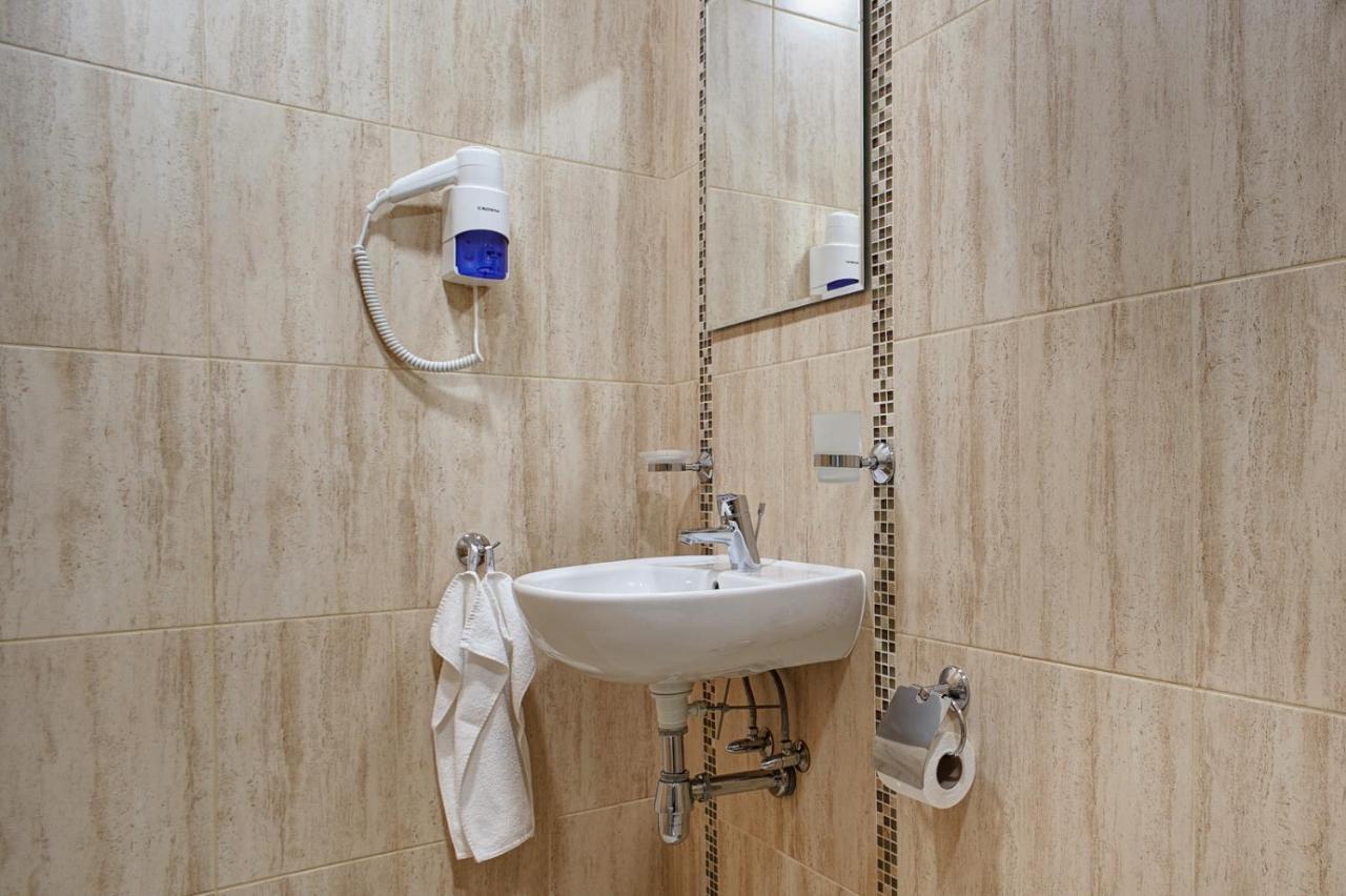 וליקו טורנובו Guest Rooms Tsarevets מראה חיצוני תמונה