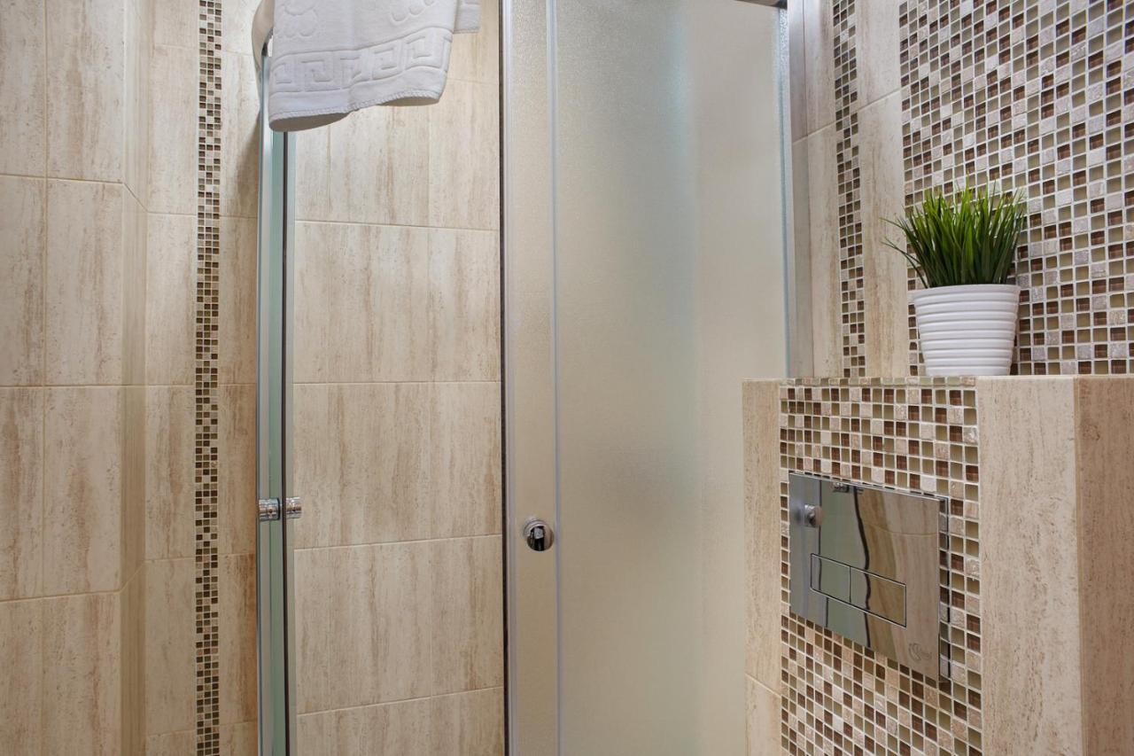 וליקו טורנובו Guest Rooms Tsarevets מראה חיצוני תמונה